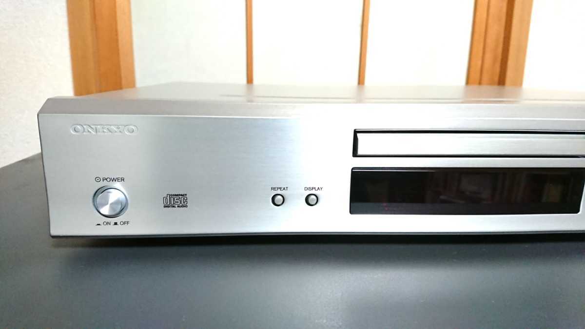 美品□オンキヨー(ONKYO) C-773(S) CDプレーヤー 音響 CDプレイヤー