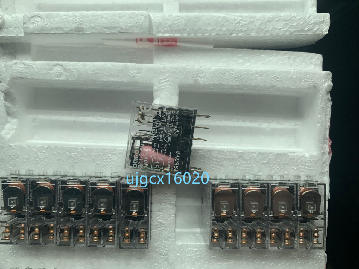 50個入りセット 新品☆ OMRON ミニパワーリレー【G2R-2-SN】AC100/110V