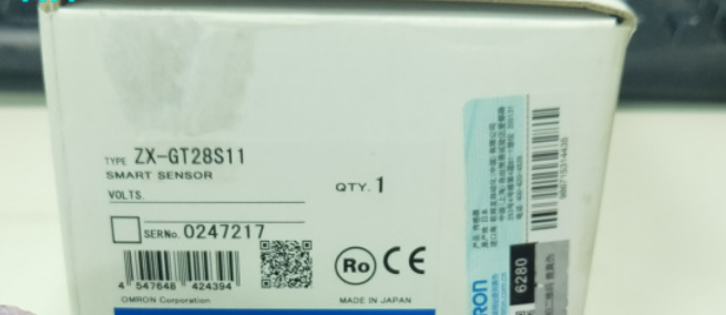 新品 omron スマートセンサー ZX-GT28S11