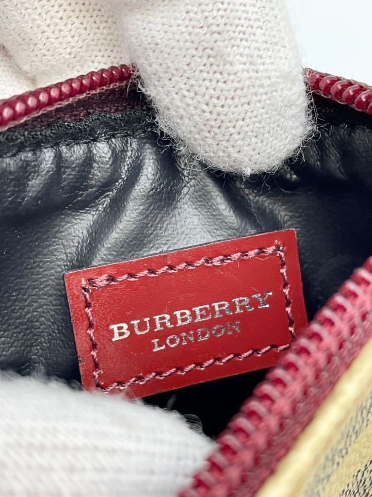 バーバリー　ポーチ　ブラウン　PVC チェック　未使用品　マルチケース　財布　化粧ポーチ　レディース　メンズ　BURBERRY コインケース_画像8