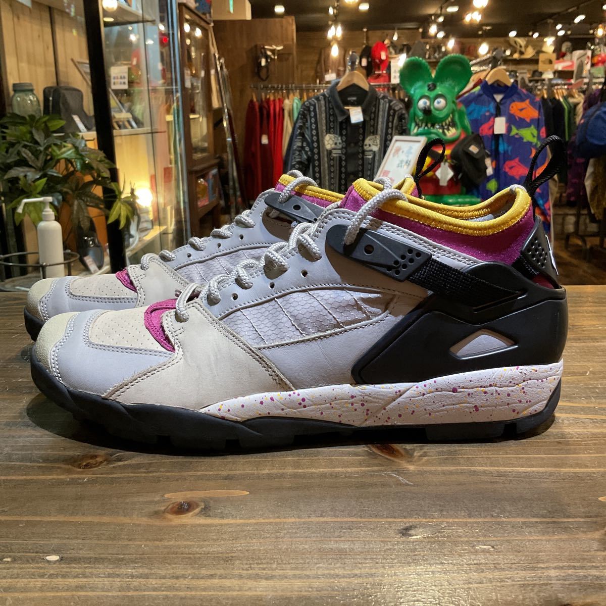 Yahoo!オークション - NIKE ACG AIR REVADERCHI ナイキ エア Yahoo!オークション - NIKE ACG AIR REVADERCHI ナイキ エア
