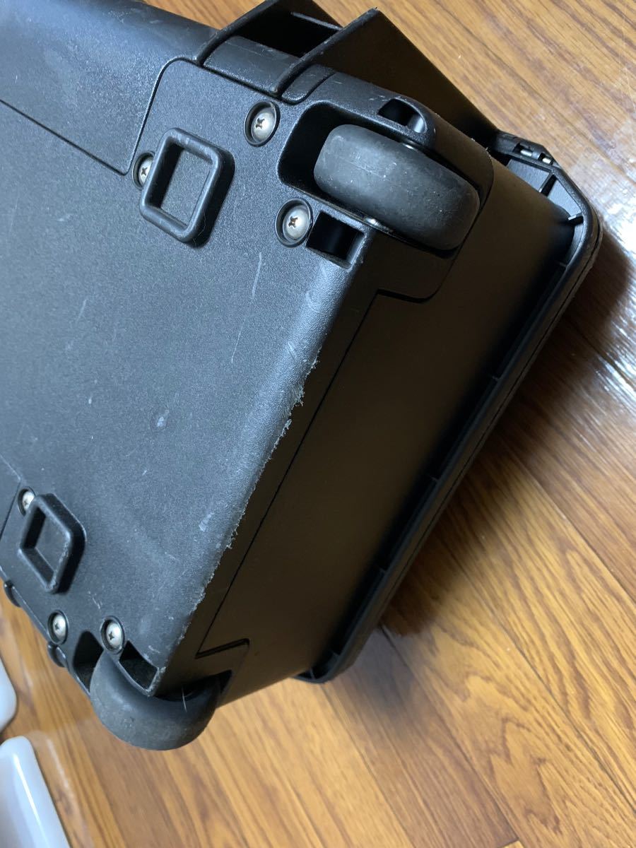 PELICAN AIR 1535 傷あり ハードケース カメラ等の保管持ち運びに
