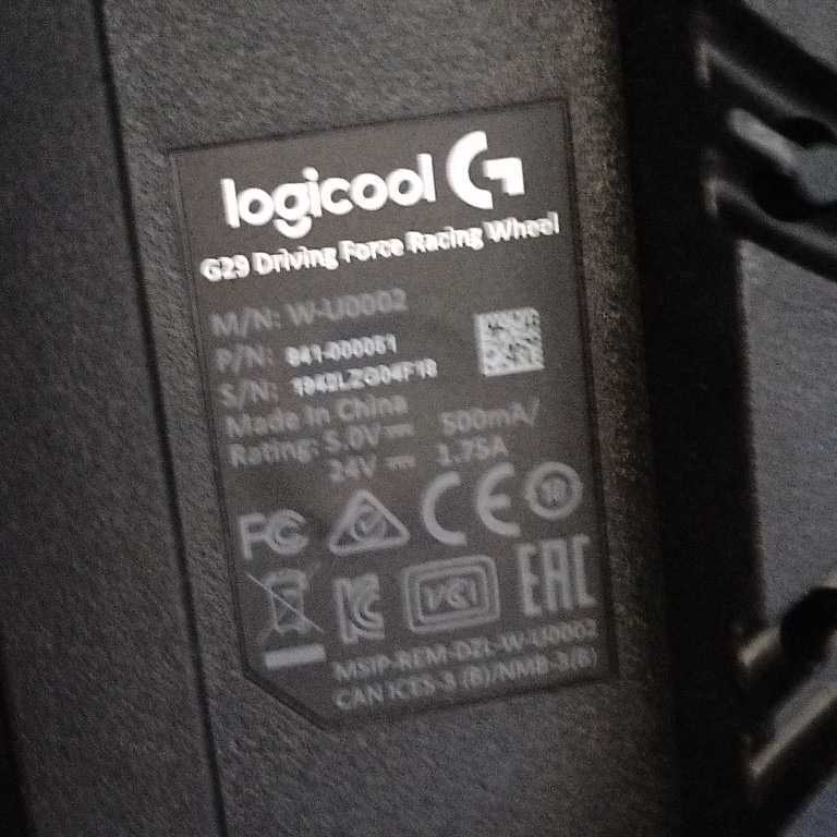 Logicool G29 ドライビングフォースレーシングホイール 動作未確認のためジャンク扱い_画像5