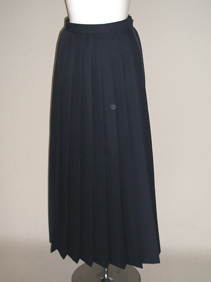 C8*[ new goods ]* navy blue long pleated skirt (ske number height 90cm)