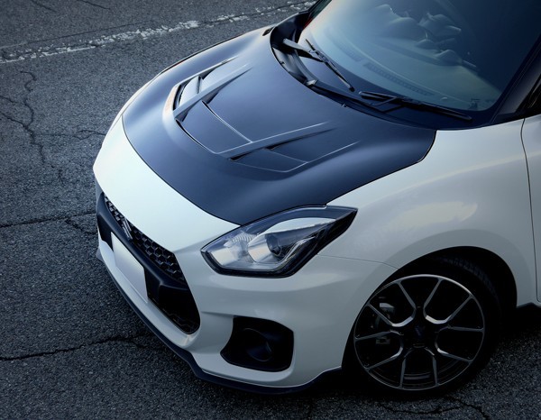 スイフト / スイフトスポーツ用 カーボンボンネット ZC33S ZC13S スイフト / スイフトスポーツ用 カーボンボンネット ZC33S ZC13S