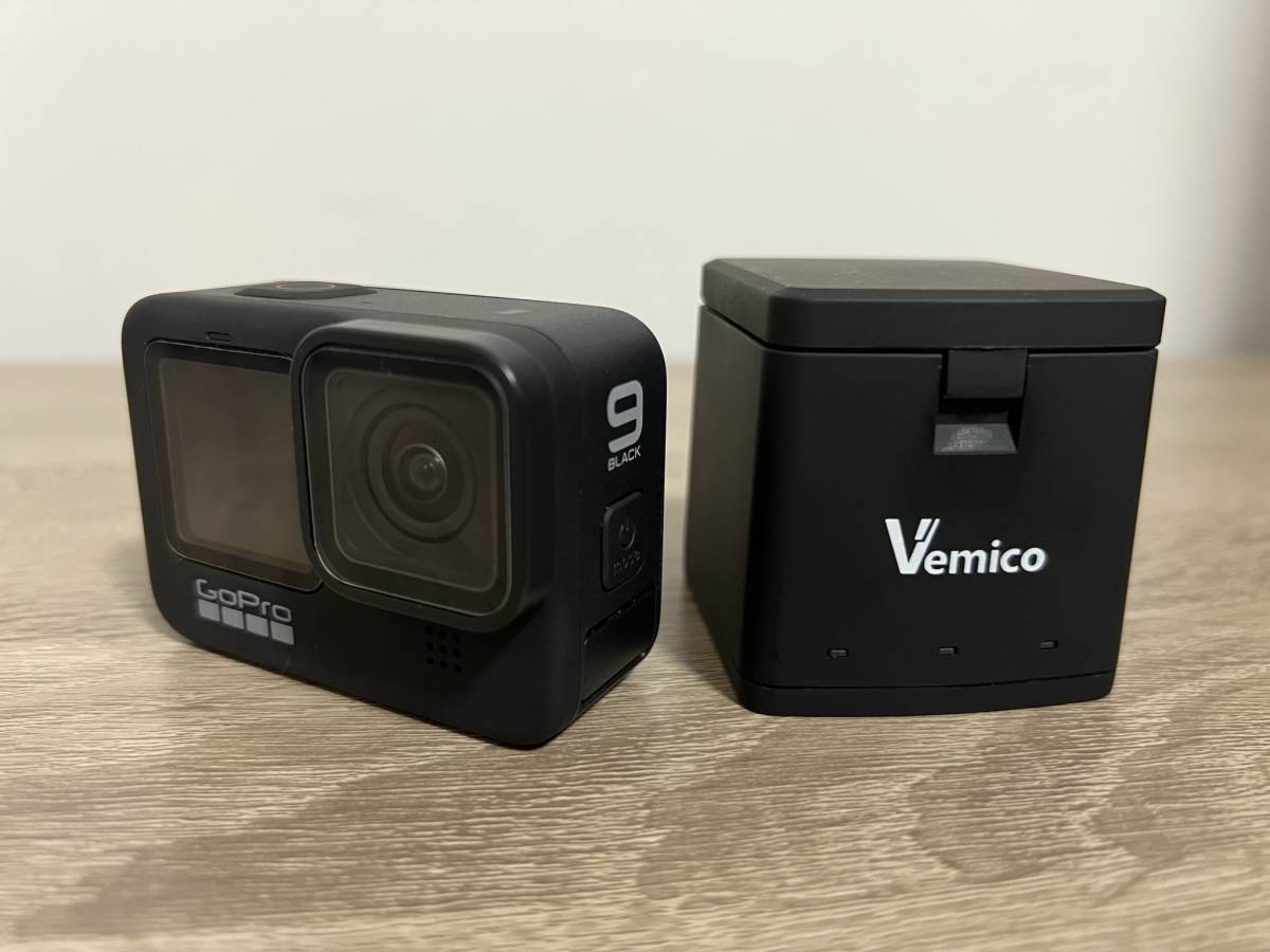 GoPro HERO9 Black アクションカメラ ゴープロ 純正三脚・社外予備バッテリー・ネックマウント付属_画像1