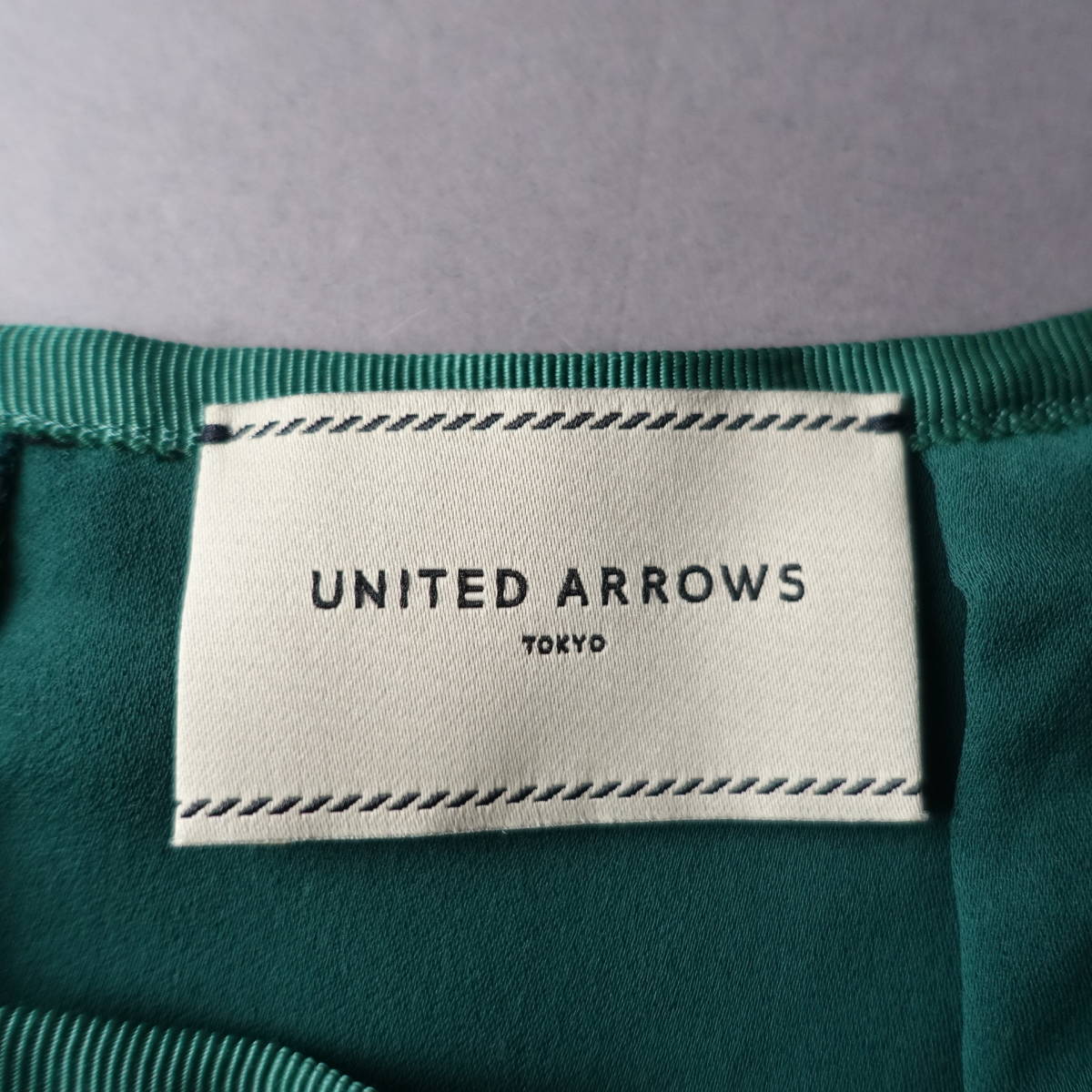 新品未使用*UNITED　ARROWS/ユナイテッドアローズ/36/定価25,000円+税/日本製スカート/ダークグリーン/緑/レディース/花柄レース_画像3