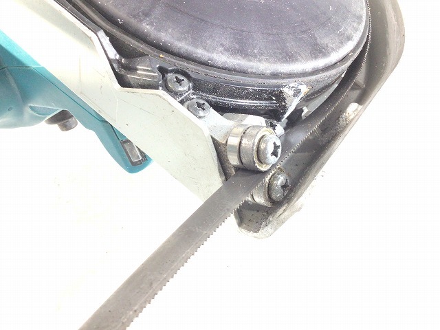 ☆品☆ makita マキタ 18V 充電式ポータブルバンドソー PB180D 本体