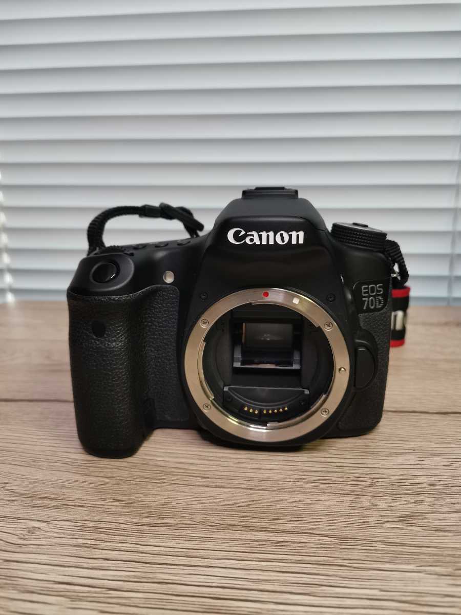 Canon キャノン EOS 70D ボディ カメラバック付き #5 bpbd.kendalkab.go.id