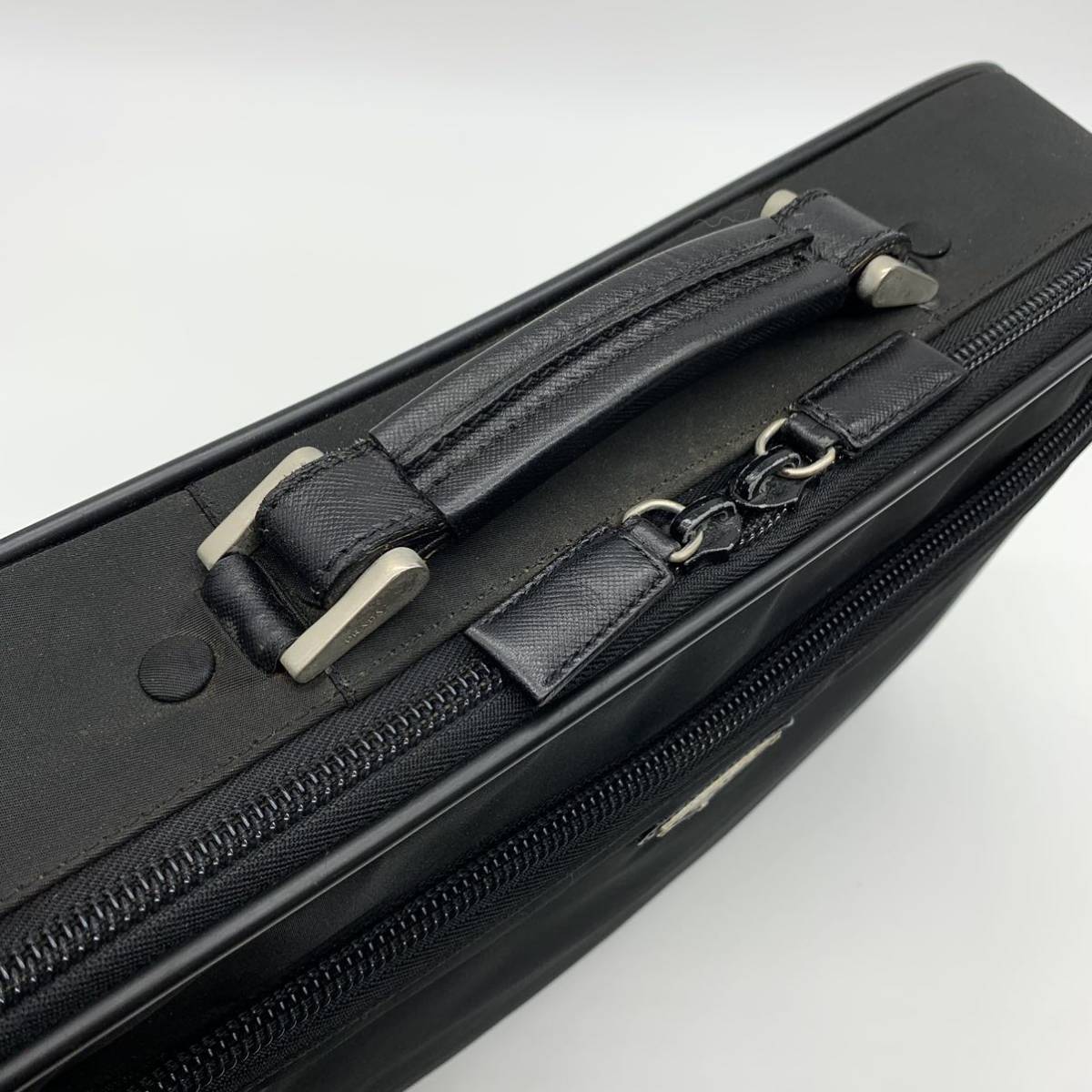 1円【極美品】PRADA プラダ 三角ロゴ 三角プレート ビジネスバッグ
