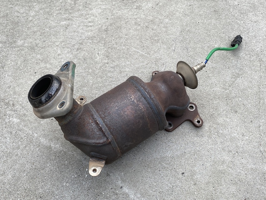ホンダ GB3 フリード L15A 2ヶSet 触媒 キャタライザー コンバーター