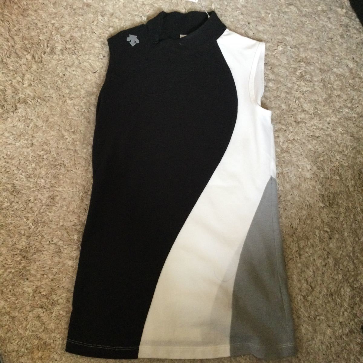 超お値打ち出品 小さめサイズ DESCENT GOLF Lady's セーター Sサイズ