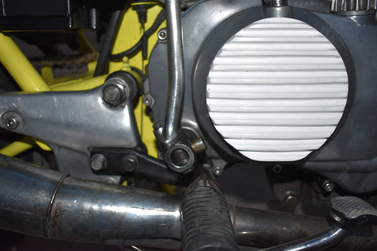 新作!ホンダ CB250T ホークⅡ N Ⅲ エンジンカバー 貼り付けフィン