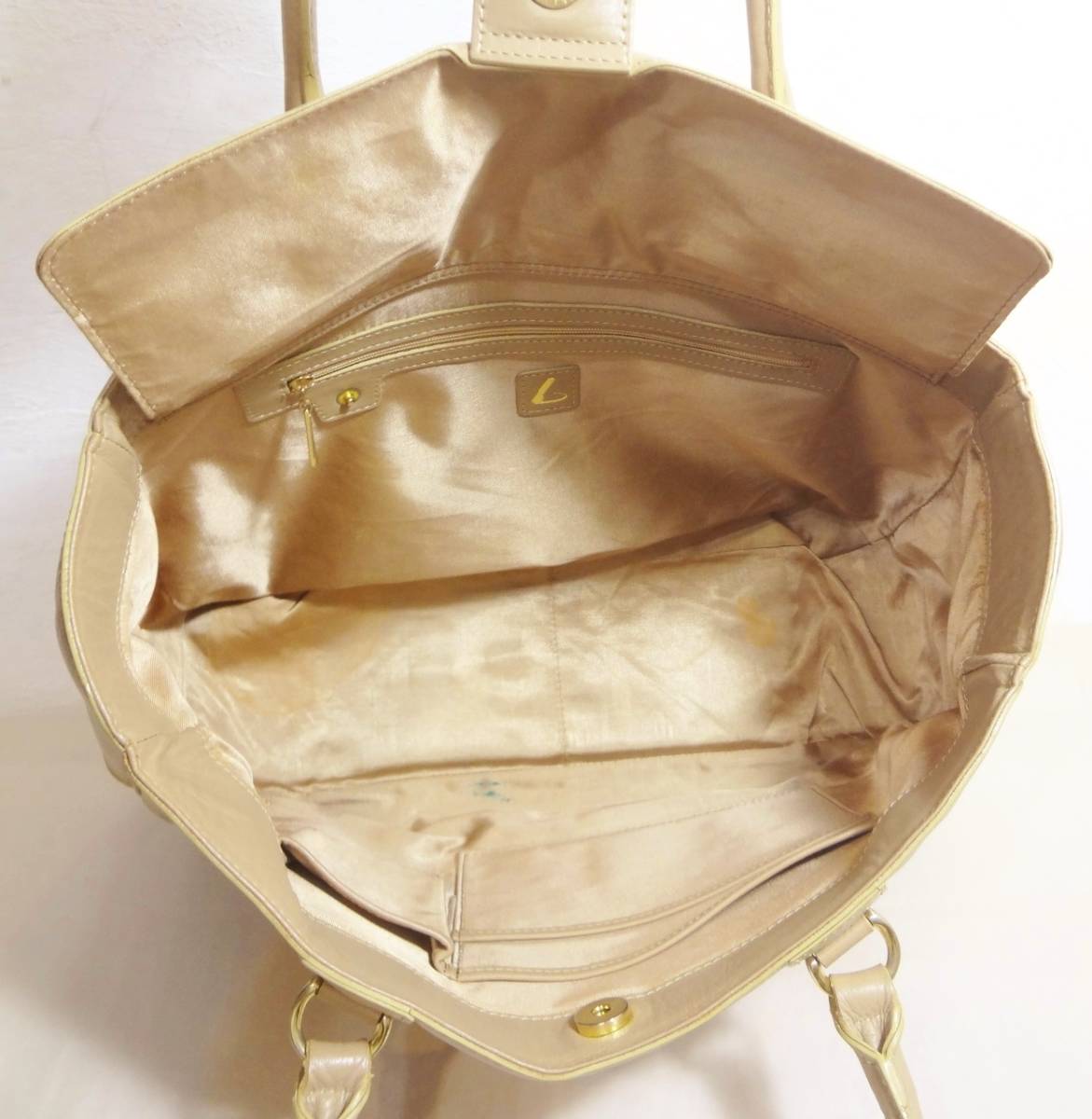 [ roughly excellent rare ] earth shop bag tsuchiya bag all leather handbag tote bag beige color 