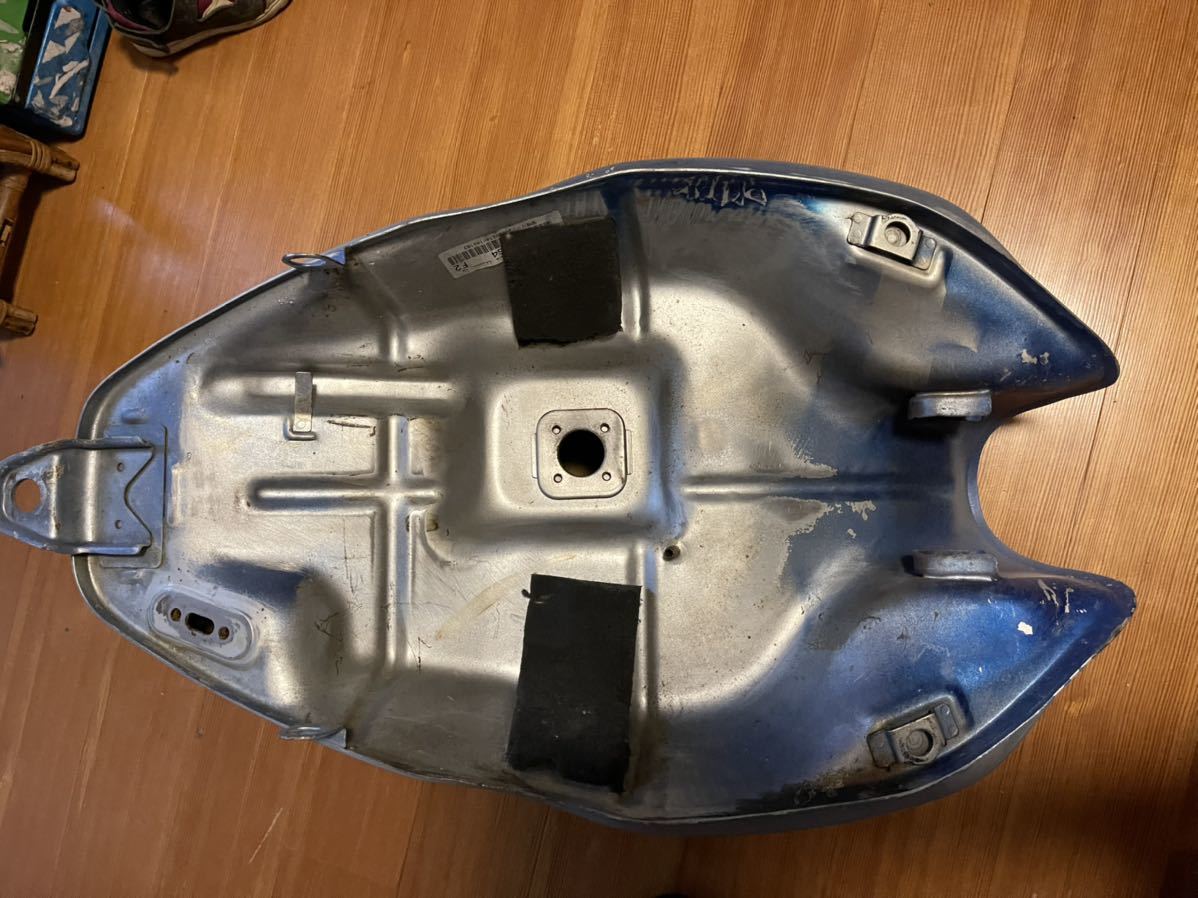 バリオス2型 ガソリンタンク ZR250B GSX250FX フューエルタンク
