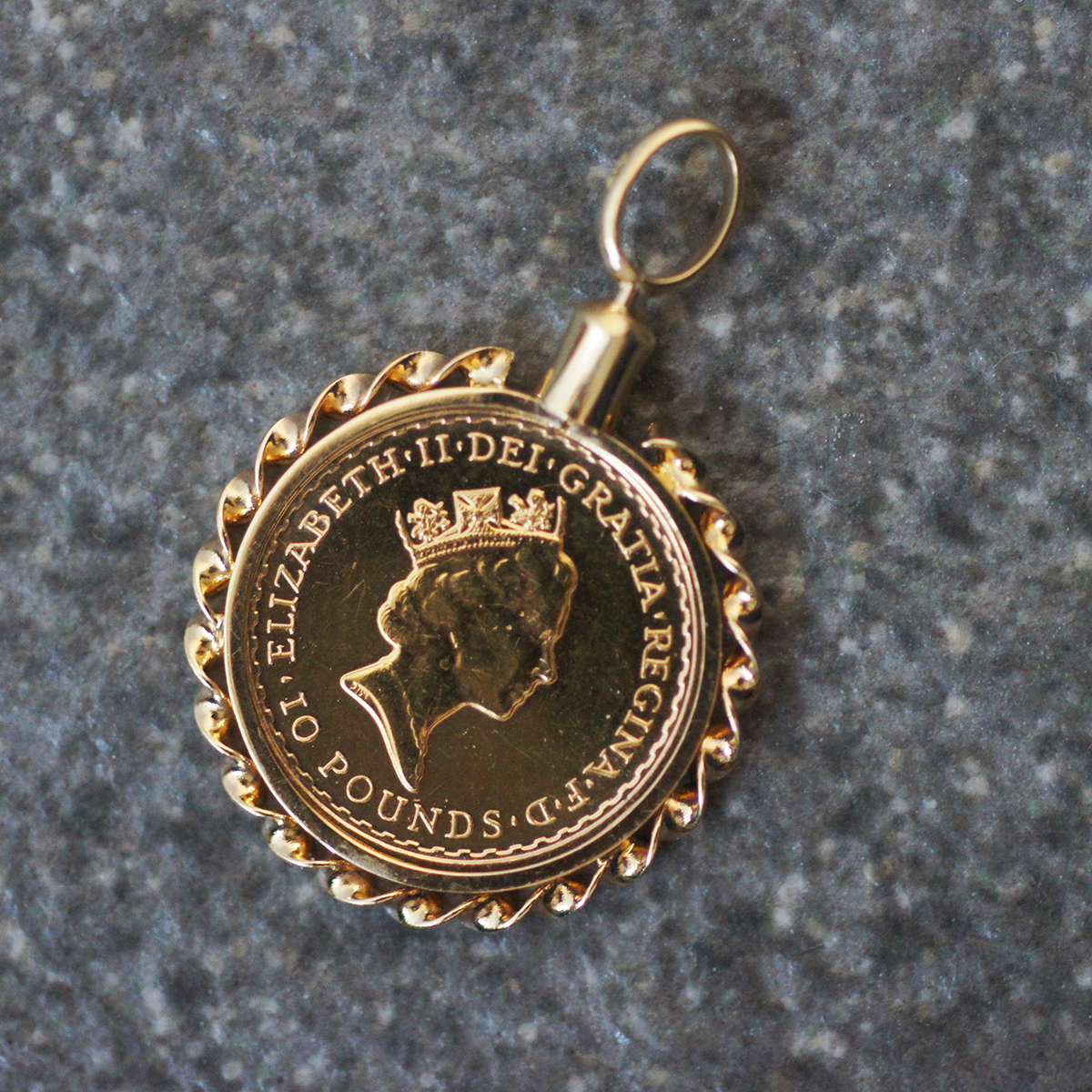 希少 レア K22 イギリス ブリタニア 10ポンド 金貨 1/10oz 1987 K18 枠