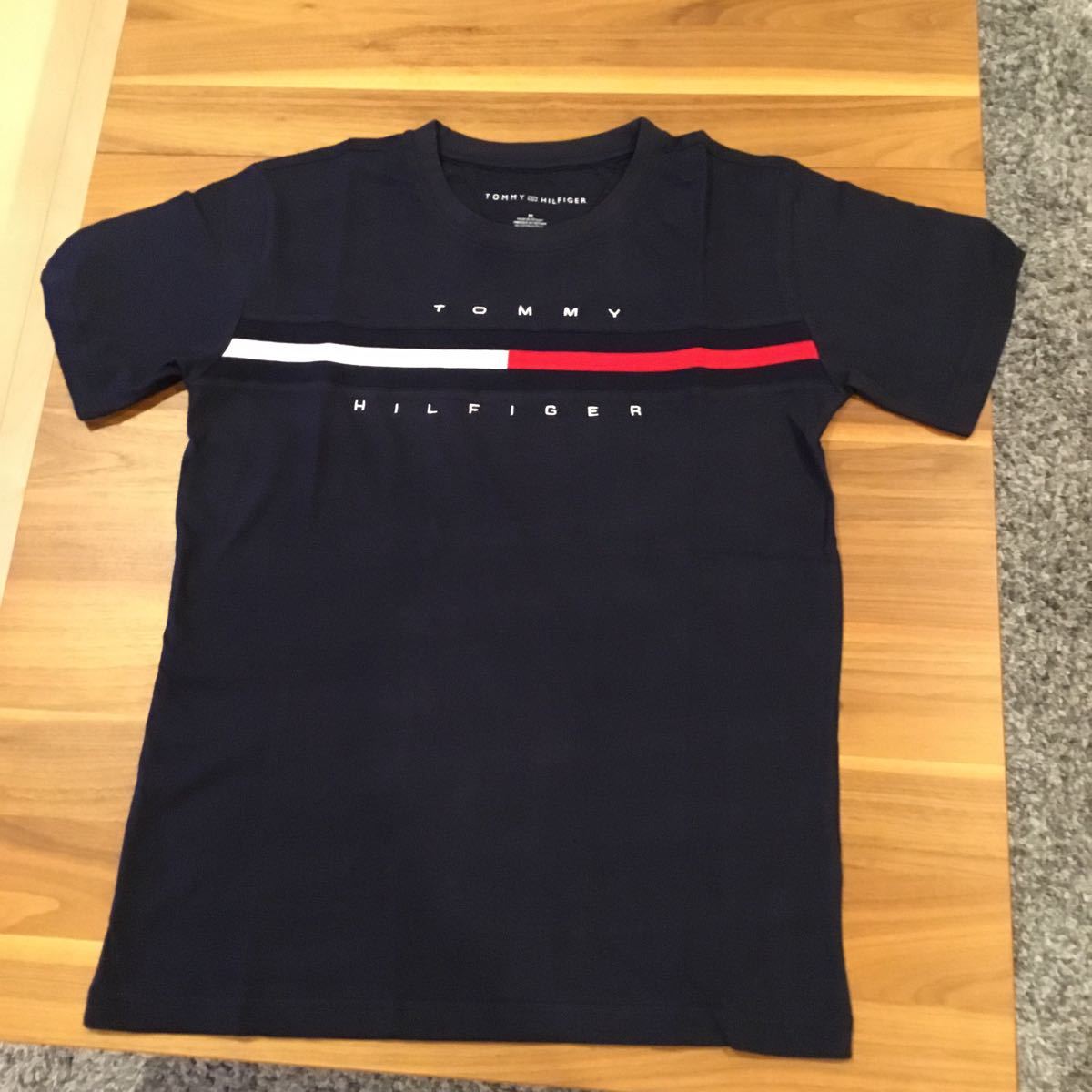 トミーヒルフィガー　tommy hilfiger Tシャツ