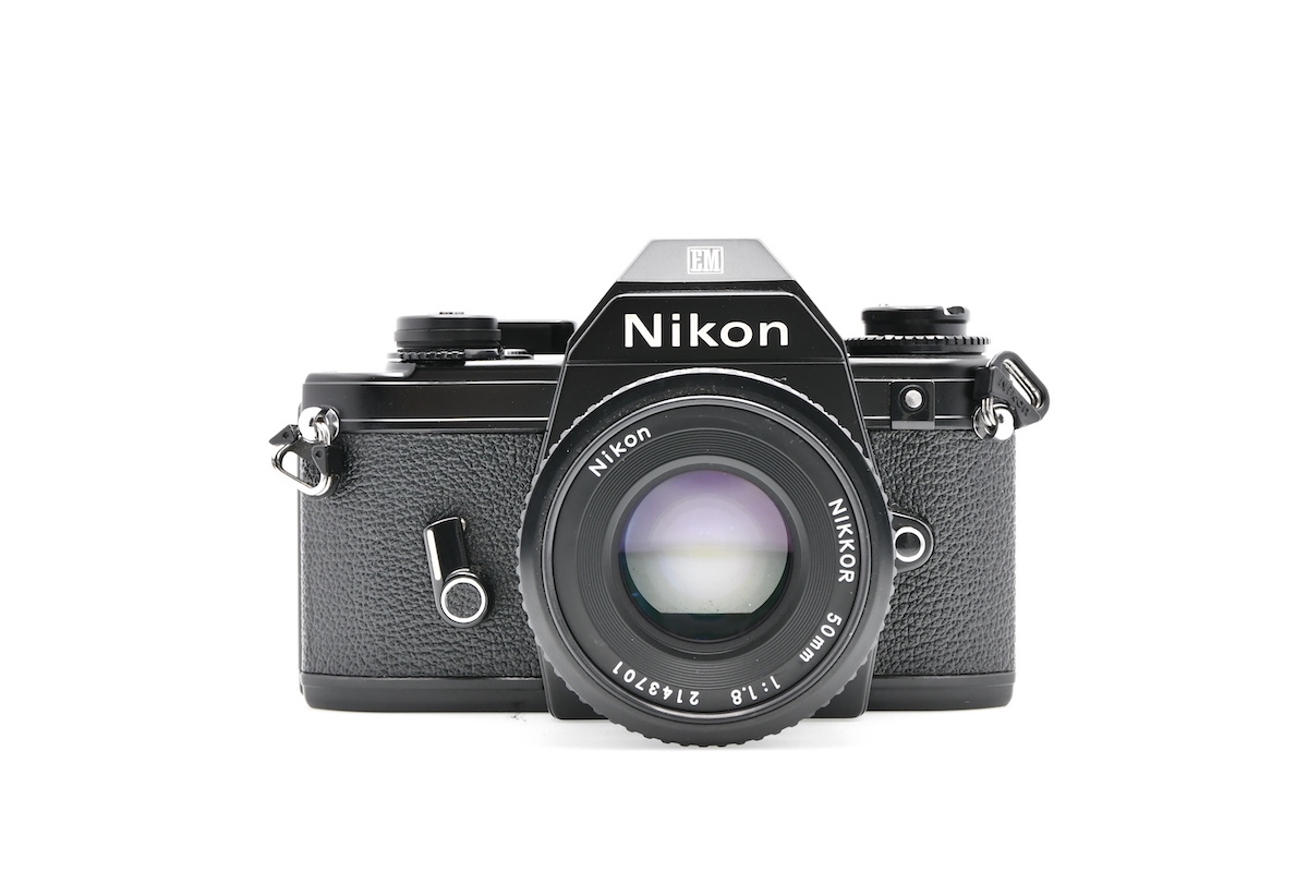 Nikon ニコン EM + AI-S NIKKOR 50mm F1.8 MF一眼レフ フィルムカメラ パンケーキレンズ 標準単焦点レンズ ■00800_画像1