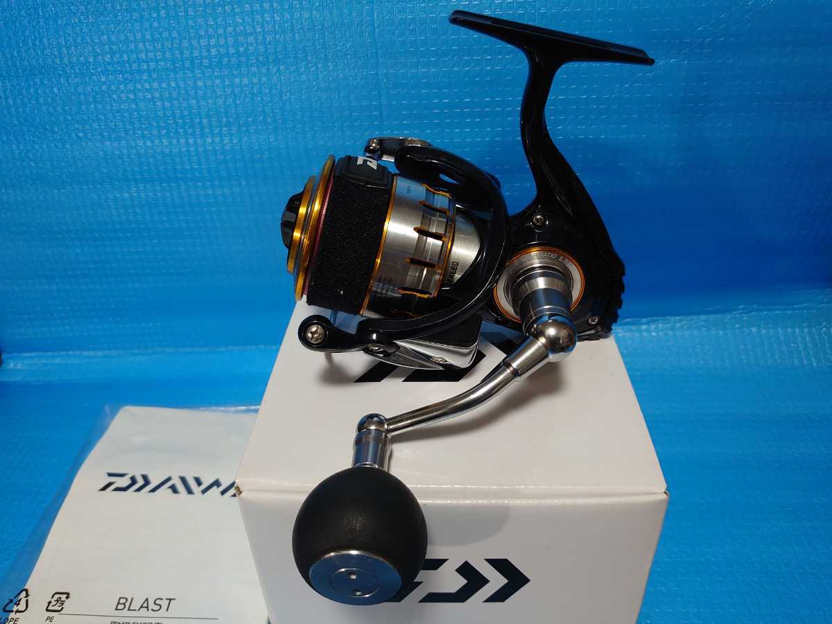 DAIWA ダイワ スピニングリール BLAST4000H ブラスト 糸多分バリバスPE1号100m位付き_画像1