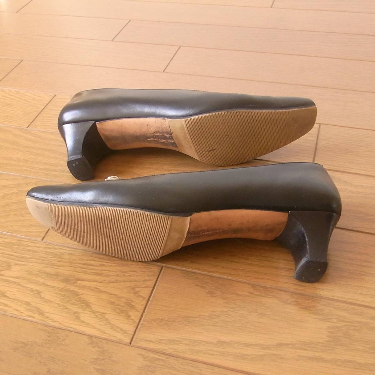 SALVATORE FERRAGAMO サルヴァトーレ フェラガモ パンプス 5ハーフ