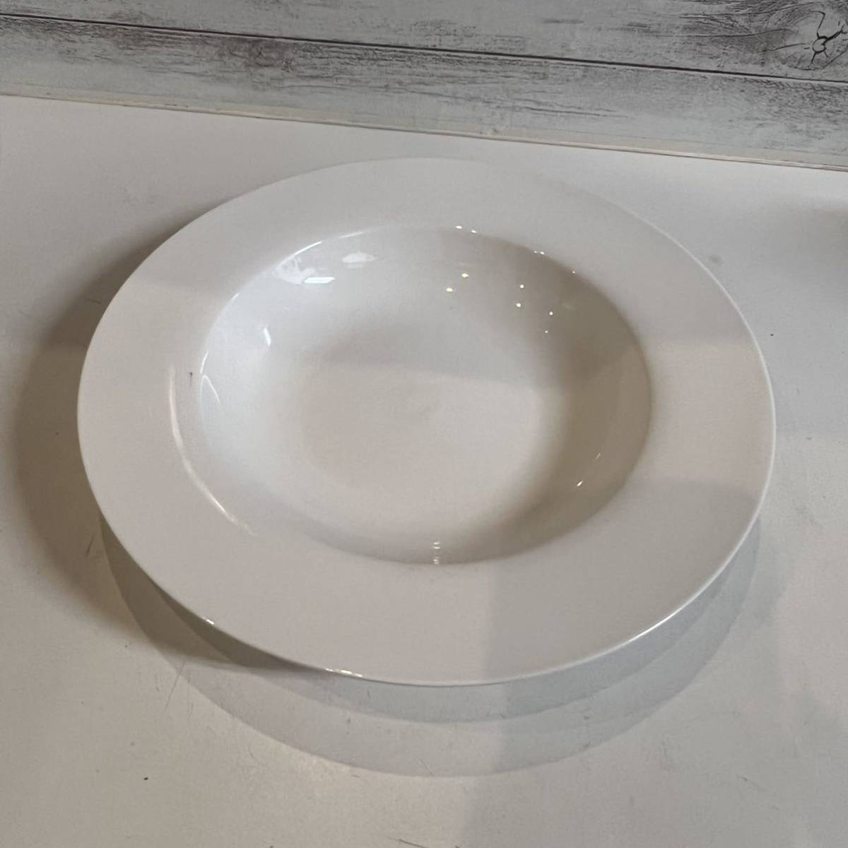 ホワイト パスタ皿 26cm カレー皿 中深皿 白いお皿 白い食器 ホワイトリムプレート_画像1