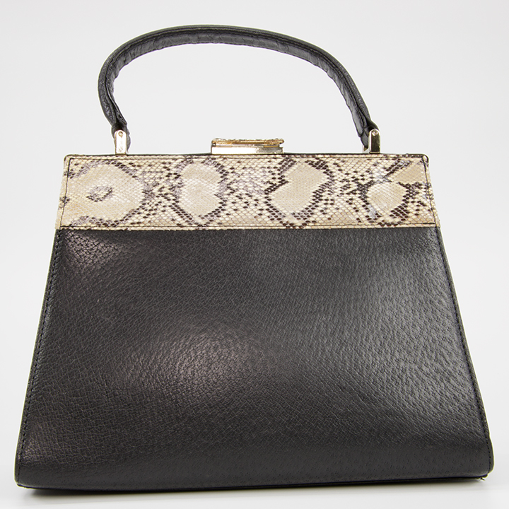 全額返金保証・送料無料・美品】Valentino・ヴァレンティノ