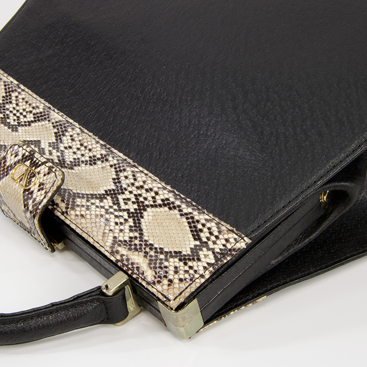 全額返金保証・送料無料・美品】Valentino・ヴァレンティノ