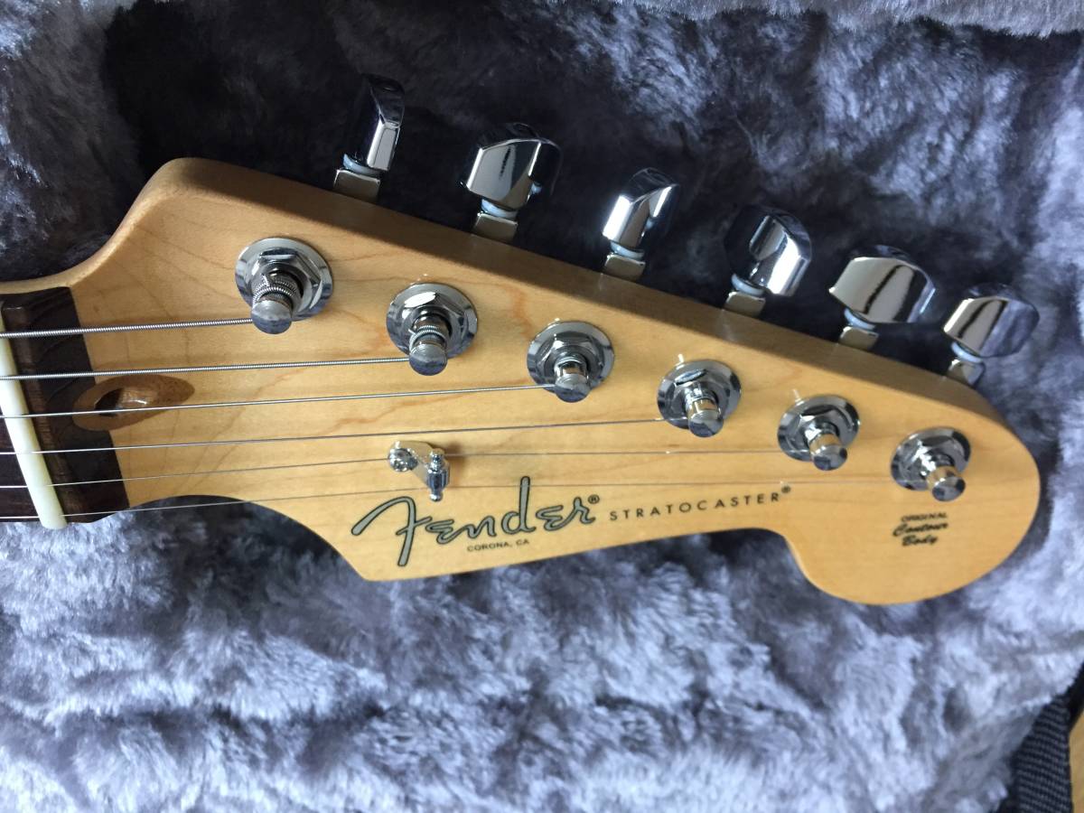 1000円スタート!! Fender ストラトキャスター アメリカンプロフェッショナルHSS シャラーのロックペグのおまけ付きです_画像5