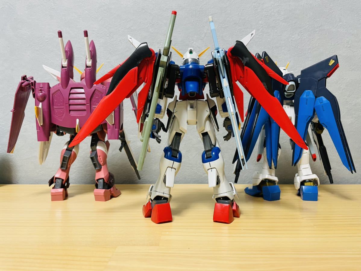 ガンダムSEED DESTINY 1/100 MG デスティニーガンダム ストライク