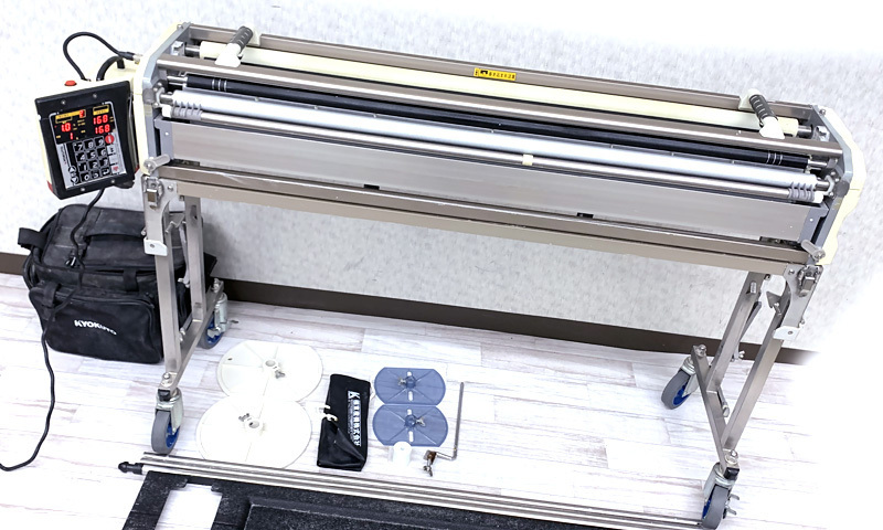 3R1496○KYOKUTO Hiβ-MASTER・J 自動壁紙糊付機 クロス糊付け機 3R1496○KYOKUTO Hiβ-MASTER・J 自動壁紙糊付機 クロス糊付け機