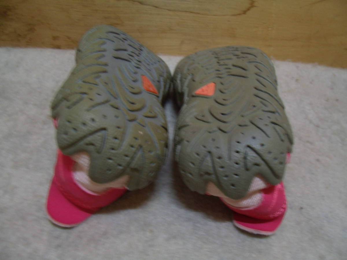 全国送料無料 ナイキ NIKE ACG 子供靴キッズベビー女の子 ピンク色 アクア サンダル スリッポンシューズ15cm_画像8