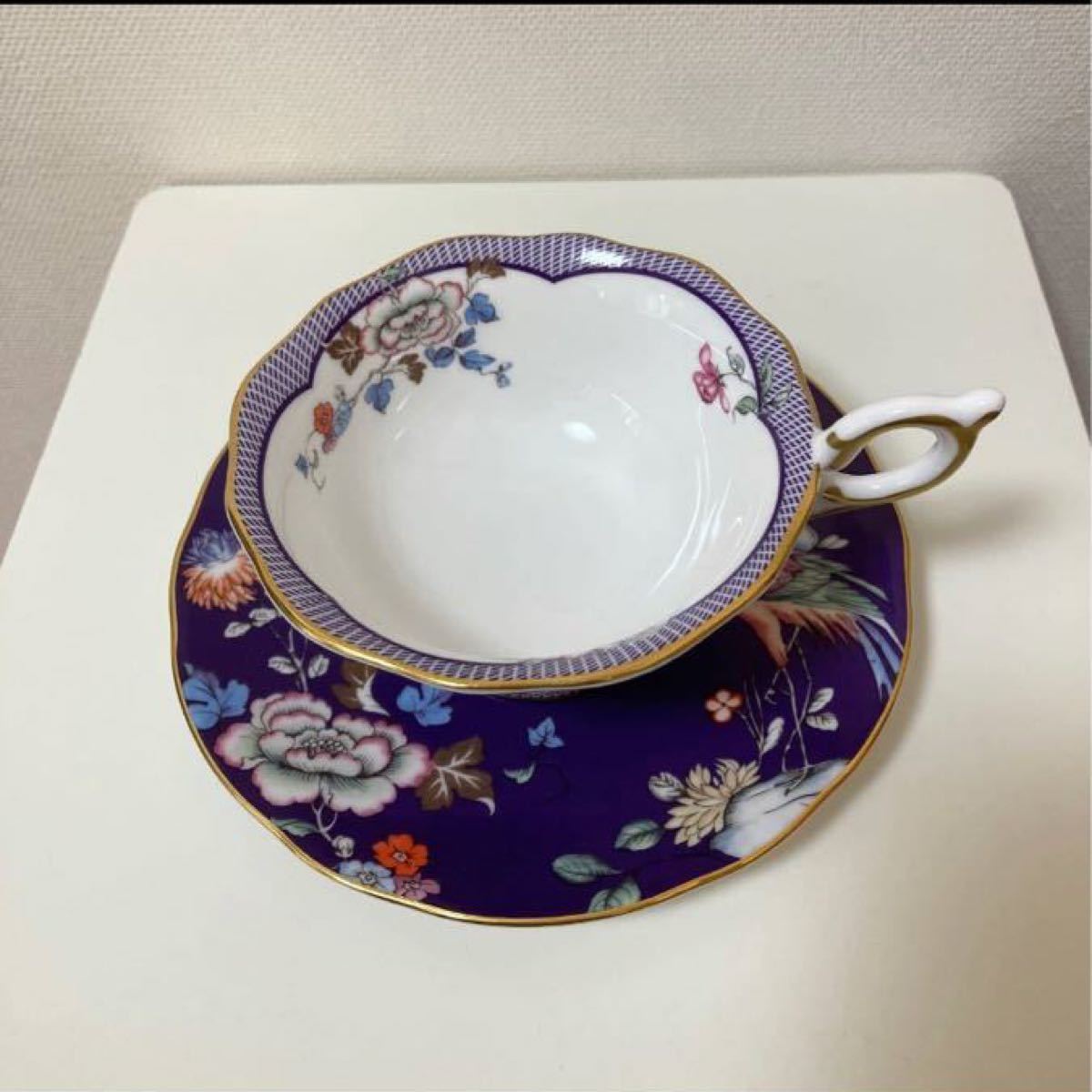 【送料込み】未使用品☆WEDGWOOD ウェッジウッド ティーカップ&ソーサー《ワンダーラスト ミッドナイトクレーン》