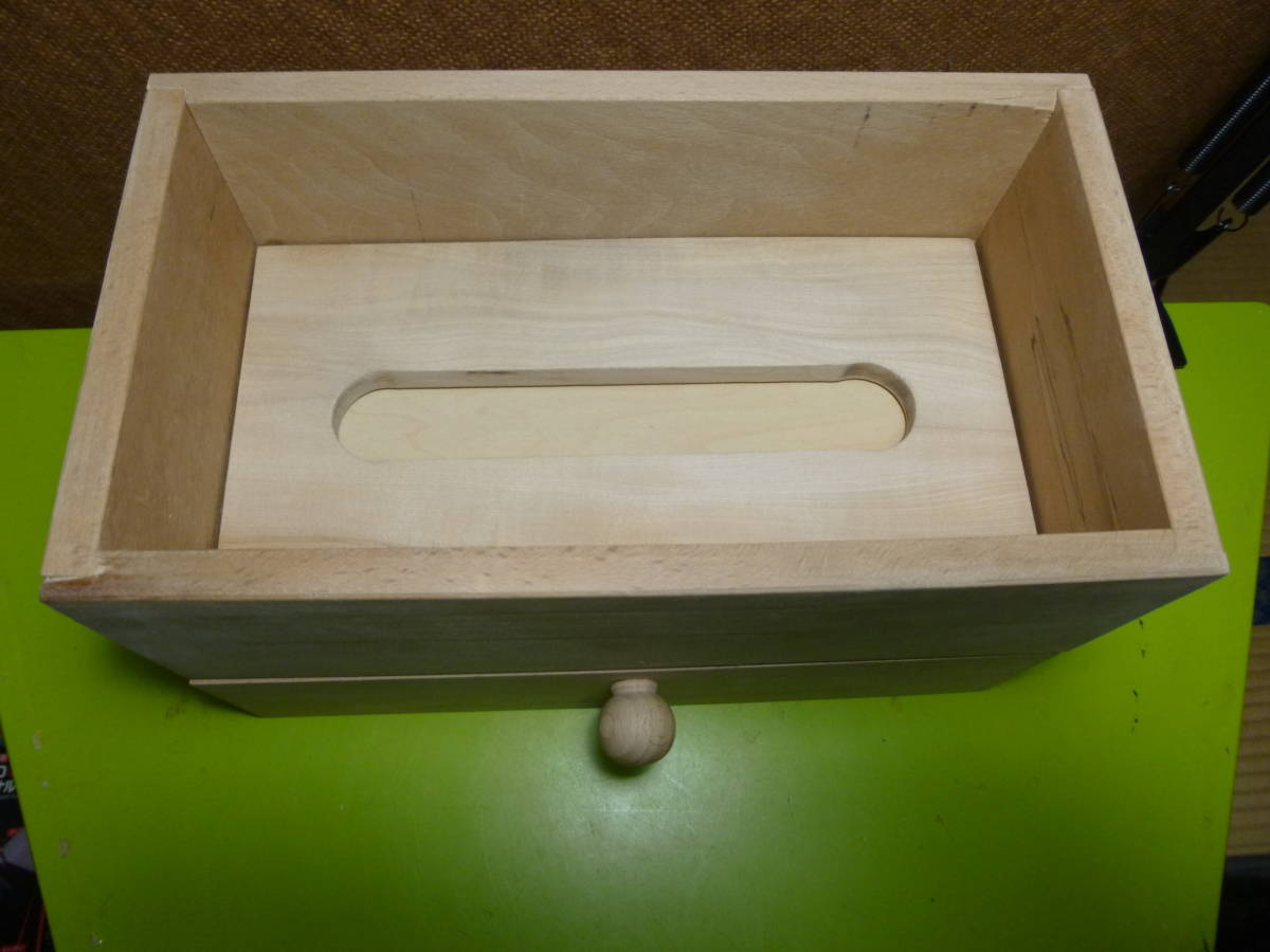  ручной работы из дерева коробка для салфеток ( бардачок имеется коробка для салфеток )