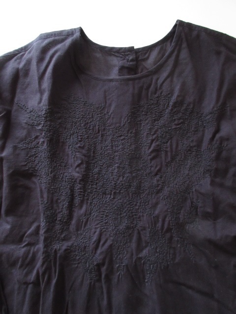 美品 2020SS maison de soil / メゾンドソイル NMDS20081 ORGANIC VOILE BACK OPENING CREW-NECK EMB SHIRT II * 刺繍 ブラウス_画像4