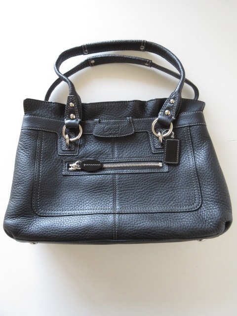 美品 COACH / コーチ A1049-F14686 Leather Shoulder Tote Purse Bag BLACK * レディース レザー ハンドバッグ トートバッグ_画像2