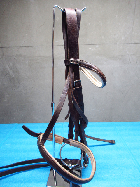 すので ヤフオク! - 乗馬用品 まとめ 頭絡 FULLサイズ ハミ 手綱 胸