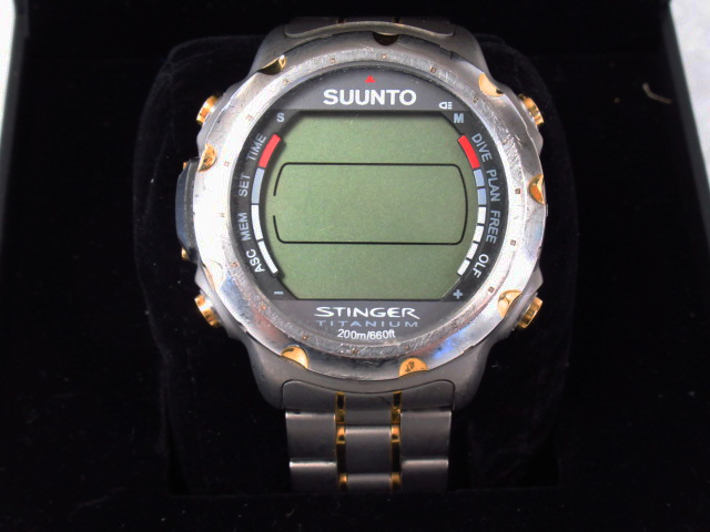 SUUNTO スント STINGER TITANIUM スティンガー チタン ダイブ