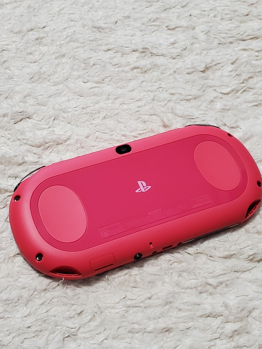 PS Vita PCH-2000ZA15  Wi-Fiモデル Pink/Black  PlayStation Vita