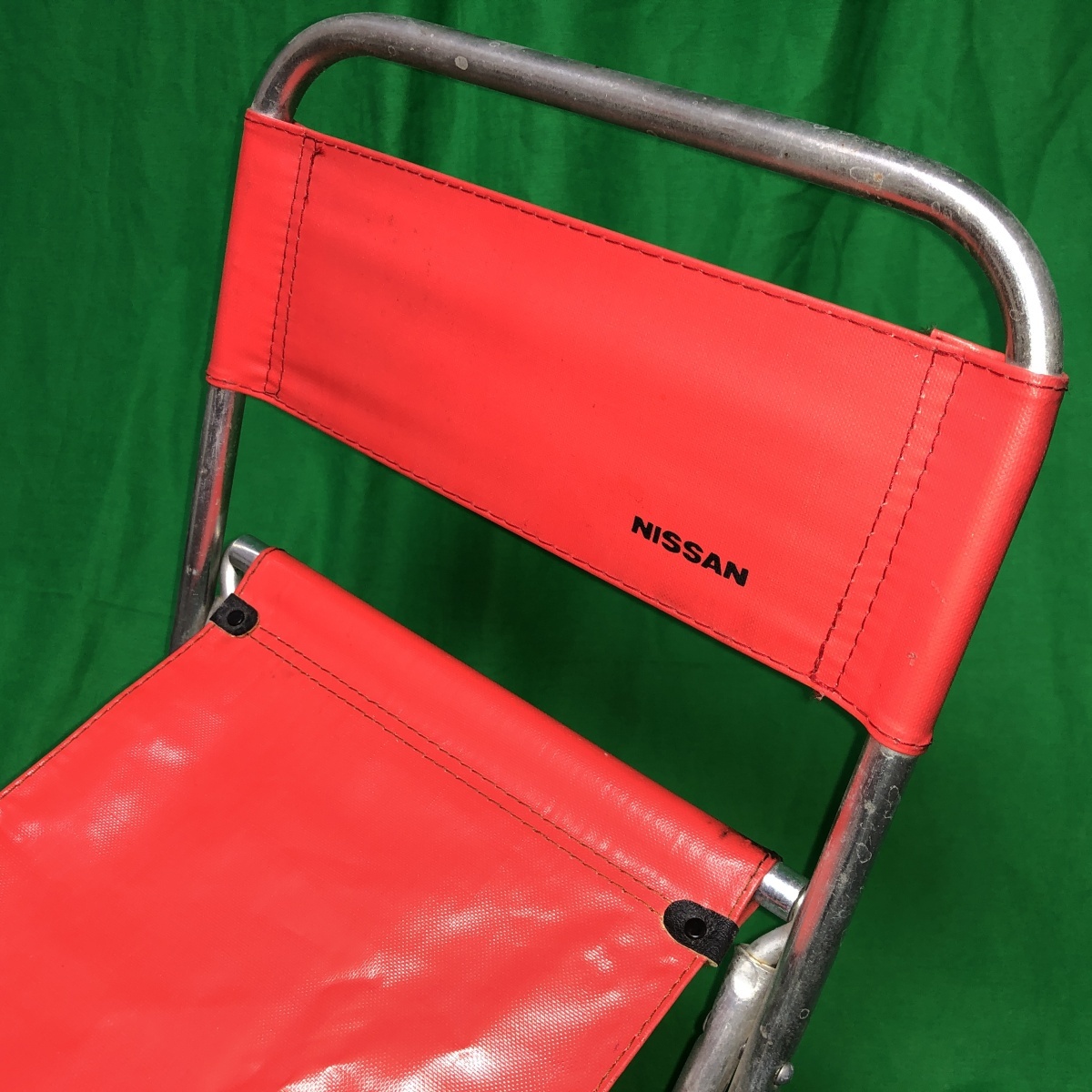 椅子 折りたたみ パイプいす 日産 NISSAN 赤 チェア レトロ レジャーチェア アウトドア レア 中古品 (2)_画像2