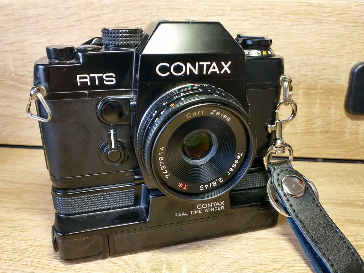 フィルムカメラ名機❤️CONTAX❤️ST❤️名玉テッサー45mm付き