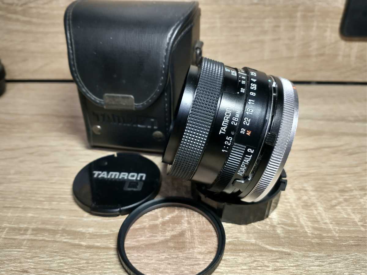 Tamron 28mm f2.5 広角単焦点レンズ CANON FDマウントアダプトール付き 美品 カビ曇り汚れ無し ハードケース 前後キャップ付き 作例有り_画像1