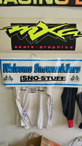 SNO-STUFF banner 