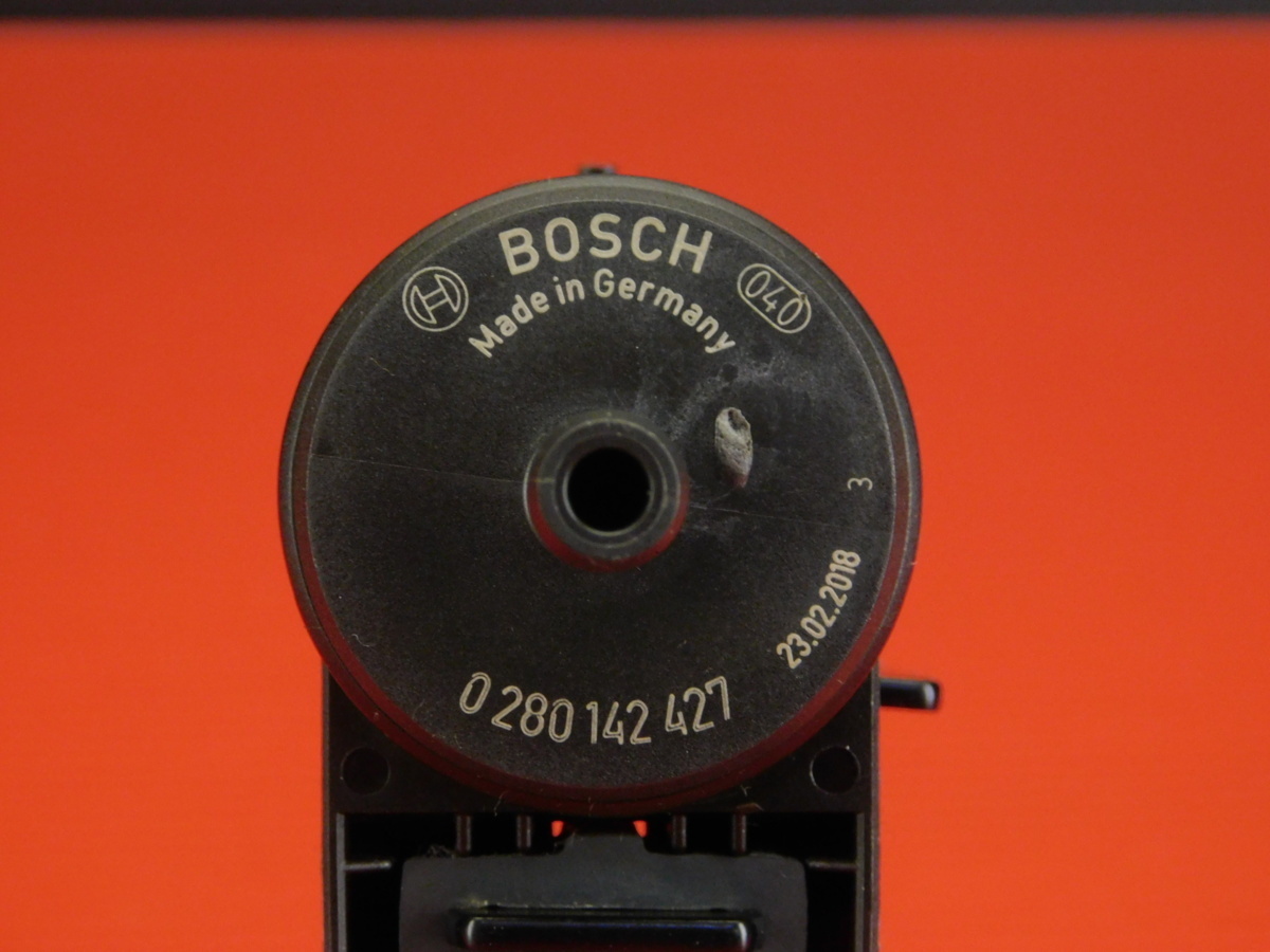 【評価A】送料0円■ ハスクバーナ ヴィットピレン401 走行距離11,994km 純正 BOSCH フューエル タンク ブリーザー バル 0280142427_画像7