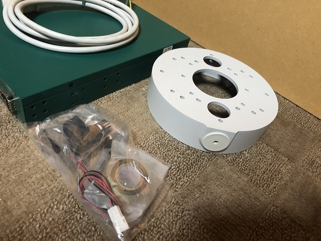 期間限定価格 パナソニック Panasonic WV-S2531LTN WV-S2511LN ネットワークカメラ 防犯カメラ 屋外 ドームタイプ POEハブ ガレージ 玄関_画像2