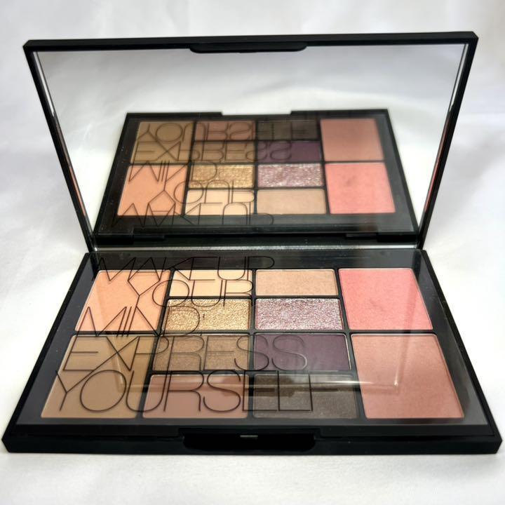 毎回完売 NARS 2023ホリデー限定♪ 6色チークパレット ALL THAT