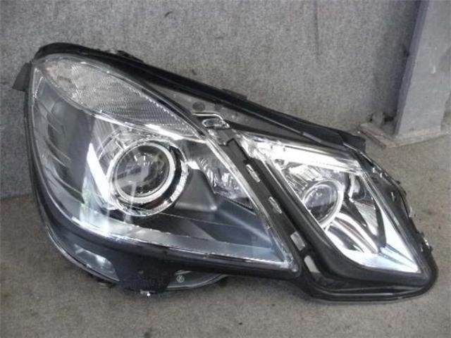 メルセデスベンツ Eクラス E63 W212 CBA-212077 純正 ヘッドランプ 右