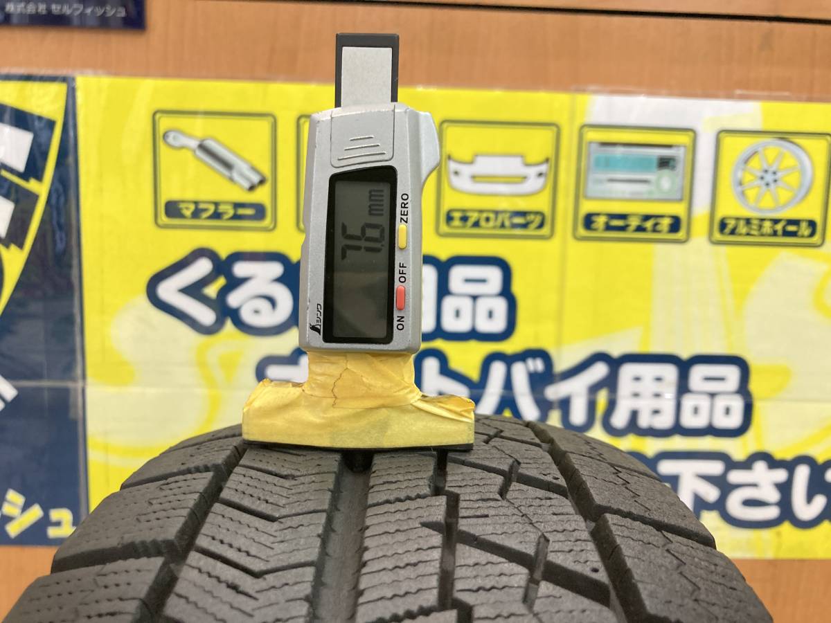 ☆ブリヂストン ブリザック VRX 175/70R13 スタッドレス タイヤ 13インチ 2017年製 1本のみ 中古 BRIDGESTONE BLIZZAK STUDLESS☆_画像2