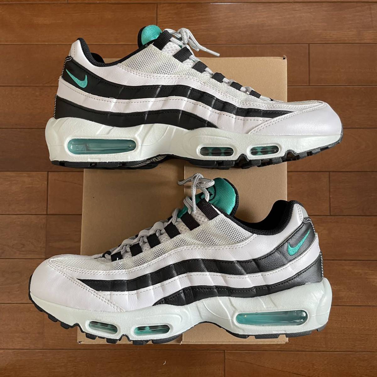 週末限定直輸入♪ 美品!NIKE エアマックス95 エアスプラング 24.5cm