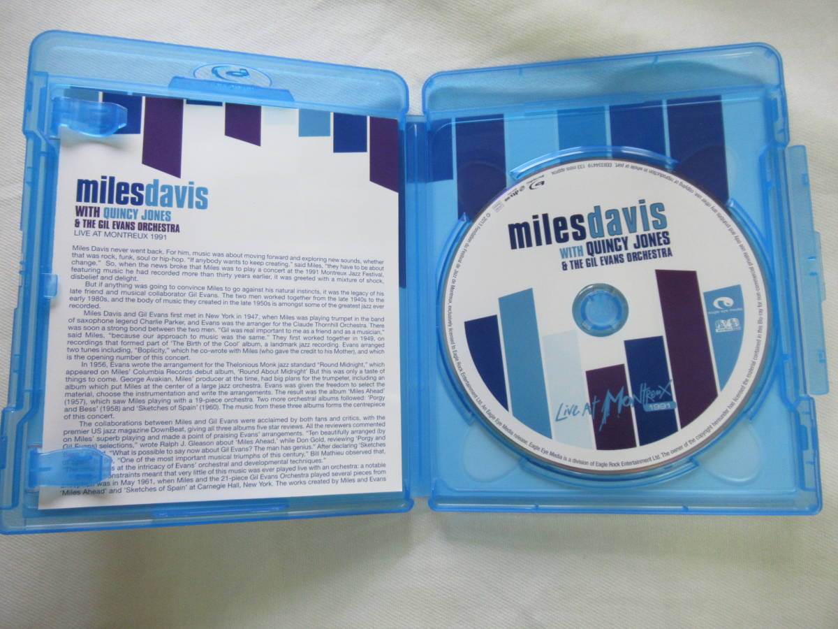 BR-＊A55■Miles Davis Live at Montreux 1991 Blu-ray 　マイルスデイヴィス　ブルーレイディスク　輸入盤■_画像2