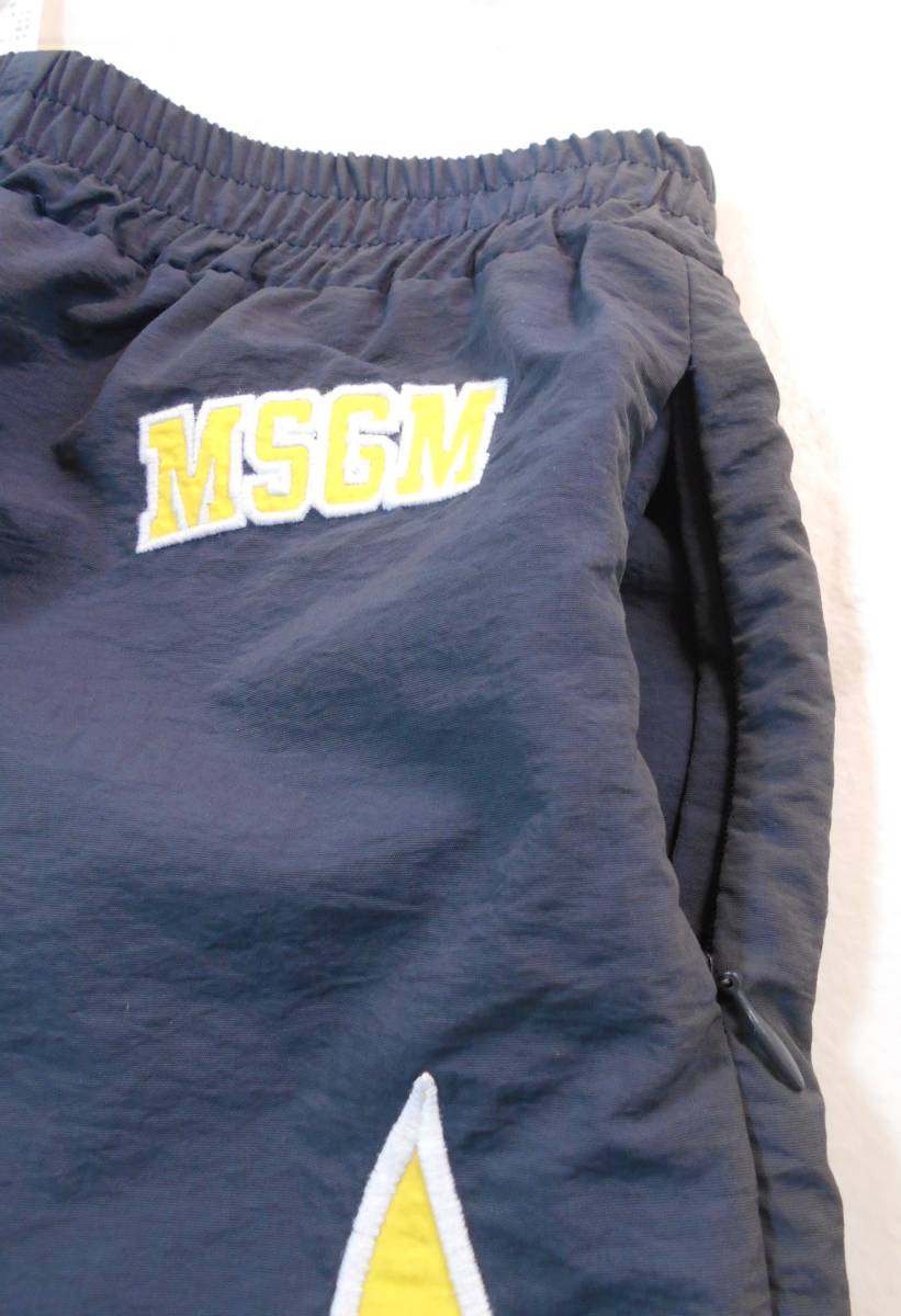 80%OFF* новый товар *2.6 десять тысяч иен MSGM KIDS темно-серый с логотипом плавание одежда 6A купальный костюм boys море хлеб M e волокно - M шорты мужчина 